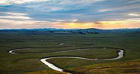 微软：Xbox月活用户达到创纪录的1.2亿